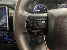 Toyota Hilux 2.4 D-4D Active Extra Pickup Extended Cab 4dr Diesel Manual 4WD Euro 6 (s/s) (150 ps) - U1856