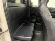 Toyota Hilux 2.4 D-4D Active Extra Pickup Extended Cab 4dr Diesel Manual 4WD Euro 6 (s/s) (150 ps) - U1856