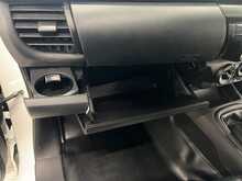 Toyota Hilux 2.4 D-4D Active Narrow Body Pickup 2dr Diesel Manual 4WD Euro 6 (150 ps) - U1857