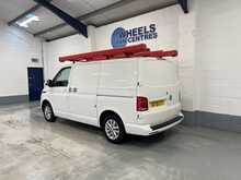 Volkswagen Transporter 2.0 TDI T28 Highline Panel Van 5dr Diesel Manual FWD SWB Euro 6 (s/s) (110 ps) - U1867