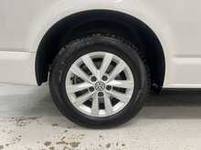 Volkswagen Transporter 2.0 TDI T28 Highline Panel Van 5dr Diesel Manual FWD SWB Euro 6 (s/s) (110 ps) - U1867