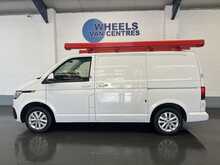 Volkswagen Transporter 2.0 TDI T28 Highline Panel Van 5dr Diesel Manual FWD SWB Euro 6 (s/s) (110 ps) - U1867