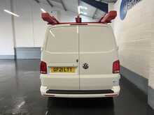 Volkswagen Transporter 2.0 TDI T28 Highline Panel Van 5dr Diesel Manual FWD SWB Euro 6 (s/s) (110 ps) - U1867