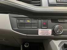 Volkswagen Transporter 2.0 TDI T28 Highline Panel Van 5dr Diesel Manual FWD SWB Euro 6 (s/s) (110 ps) - U1867