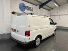 Volkswagen Transporter 2.0 TDI T28 Startline Panel Van 5dr Diesel Manual FWD SWB Euro 6 (s/s) (110 ps) - U1869