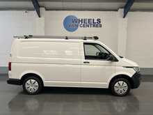 Volkswagen Transporter 2.0 TDI T28 Startline Panel Van 5dr Diesel Manual FWD SWB Euro 6 (s/s) (110 ps) - U1869
