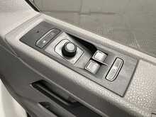 Volkswagen Transporter 2.0 TDI T28 Startline Panel Van 5dr Diesel Manual FWD SWB Euro 6 (s/s) (110 ps) - U1869