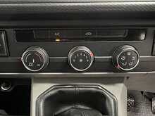 Volkswagen Transporter 2.0 TDI T28 Startline Panel Van 5dr Diesel Manual FWD SWB Euro 6 (s/s) (110 ps) - U1869