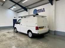 Volkswagen Transporter 2.0 TDI T28 Startline Panel Van 5dr Diesel Manual FWD SWB Euro 6 (s/s) (110 ps) - U1869