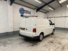 Volkswagen Transporter 2.0 TDI T28 Startline Panel Van 5dr Diesel Manual FWD SWB Euro 6 (s/s) (110 ps) - U1869