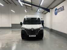 Renault Master 2.3 dCi 35 Business+ Panel Van 4dr Diesel Manual FWD LWB Medium Roof Euro 6 (135 ps) - U1876