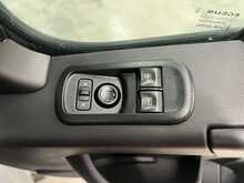 Renault Master 2.3 dCi 35 Business+ Panel Van 4dr Diesel Manual FWD LWB Medium Roof Euro 6 (135 ps) - U1876