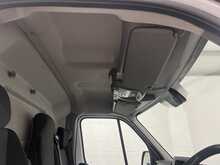 Renault Master 2.3 dCi 35 Business+ Panel Van 4dr Diesel Manual FWD LWB Medium Roof Euro 6 (135 ps) - U1876