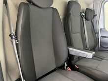 Renault Master 2.3 dCi 35 Business+ Panel Van 4dr Diesel Manual FWD MWB Medium Roof Euro 6 (135 ps) - U1881