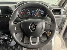 Renault Master 2.3 dCi 35 Business+ Panel Van 4dr Diesel Manual FWD MWB Medium Roof Euro 6 (135 ps) - U1881