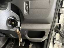 Renault Master 2.3 dCi 35 Business+ Panel Van 4dr Diesel Manual FWD MWB Medium Roof Euro 6 (135 ps) - U1881