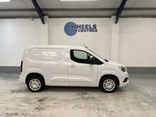 Vauxhall Combo 1.5 Turbo D 2300 Pro Panel Van 5dr Diesel Manual L1 H1 Euro 6 (s/s) (100 ps) - U1884