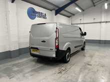 Ford Transit Custom 2.0 300 EcoBlue Leader Panel Van 5dr Diesel Manual L2 H1 Euro 6 (s/s) (130 ps) - U1886