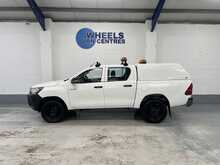 Toyota Hilux 2.4 D-4D Active Pickup Double Cab 4dr Diesel Manual 4WD Euro 6 (3.5t) (150 ps) - U1913