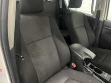 Toyota Hilux 2.4 D-4D Active Pickup Double Cab 4dr Diesel Manual 4WD Euro 6 (3.5t) (150 ps) - U1913