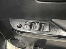 Toyota Hilux 2.4 D-4D Active Pickup Double Cab 4dr Diesel Manual 4WD Euro 6 (3.5t) (150 ps) - U1913