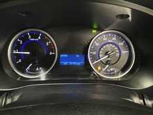 Toyota Hilux 2.4 D-4D Active Pickup Double Cab 4dr Diesel Manual 4WD Euro 6 (3.5t) (150 ps) - U1913