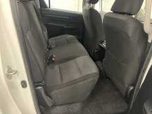 Toyota Hilux 2.4 D-4D Active Pickup Double Cab 4dr Diesel Manual 4WD Euro 6 (3.5t) (150 ps) - U1913