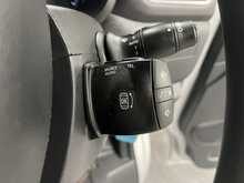 Renault Master 2.3 dCi 35 Business+ Panel Van 4dr Diesel Manual FWD LWB Medium Roof Euro 6 (135 ps) - U1916