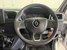 Renault Master 2.3 dCi 35 Business+ Panel Van 4dr Diesel Manual FWD LWB Medium Roof Euro 6 (135 ps) - U1916