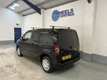 Vauxhall Combo 1.5 Turbo D 2300 Pro Panel Van 5dr Diesel Manual L1 H1 Euro 6 (s/s) (100 ps) - U1921