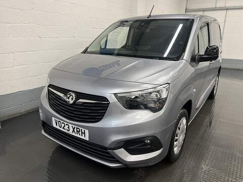 Vauxhall Combo 2.0 Turbo D 3100 Prime Panel Van 6dr Diesel Manual L2 H1 Euro 6 (145 ps)