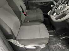 Vauxhall Combo 1.5 Turbo D 2300 Pro Panel Van 5dr Diesel Manual L1 H1 Euro 6 (s/s) (100 ps) - U1922
