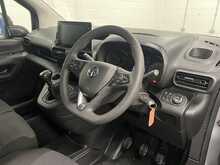 Vauxhall Combo 1.5 Turbo D 2300 Pro Panel Van 5dr Diesel Manual L1 H1 Euro 6 (s/s) (100 ps) - U1922