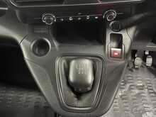 Vauxhall Combo 1.5 Turbo D 2300 Pro Panel Van 5dr Diesel Manual L1 H1 Euro 6 (s/s) (100 ps) - U1922