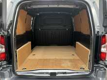 Vauxhall Combo 1.5 Turbo D 2300 Pro Panel Van 5dr Diesel Manual L1 H1 Euro 6 (s/s) (100 ps) - U1922