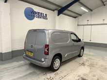 Vauxhall Combo 1.5 Turbo D 2300 Pro Panel Van 5dr Diesel Manual L1 H1 Euro 6 (s/s) (100 ps) - U1922