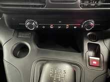 Vauxhall Combo 1.5 Turbo D 2300 Pro Panel Van 5dr Diesel Manual L1 H1 Euro 6 (s/s) (100 ps) - U1922