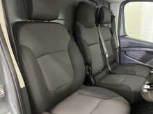 Renault Trafic 2.0 dCi Blue SL28 Business+ Panel Van 5dr Diesel Manual L1 H1 Euro 6 (s/s) (130 ps) - U1926