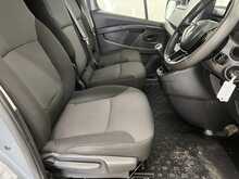 Renault Trafic 2.0 dCi Blue SL28 Business+ Panel Van 5dr Diesel Manual L1 H1 Euro 6 (s/s) (130 ps) - U1926