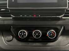 Renault Trafic 2.0 dCi Blue SL28 Business+ Panel Van 5dr Diesel Manual L1 H1 Euro 6 (s/s) (130 ps) - U1926