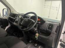 Citroen Relay 2.2 BlueHDi 35 Enterprise Panel Van 5dr Diesel Manual L3 Extra High Roof Euro 6 (s/s) (140 ps) - U1931