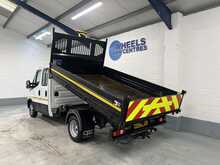 Iveco Daily 2.3D HPI 14V 35C 3750 Tipper Double Cab 4dr Diesel Manual L3 Euro 6 (s/s) (DRW) (136 ps) - U1938