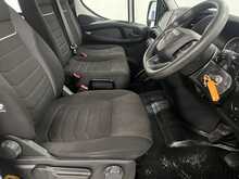 Iveco Daily 2.3D HPI 14V 35C 3750 Tipper Double Cab 4dr Diesel Manual L3 Euro 6 (s/s) (DRW) (136 ps) - U1938