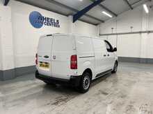 Vauxhall Vivaro 1.5 Turbo D Prime Panel Van 6dr Diesel Manual SWB Euro 6 (s/s) (120 ps) - U1941