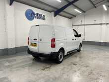 Vauxhall Vivaro 1.5 Turbo D Prime Panel Van 6dr Diesel Manual SWB Euro 6 (s/s) (120 ps) - U1942