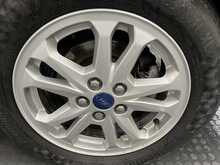 Ford Transit Connect 1.5 240 EcoBlue Limited Panel Van 5dr Diesel Manual L2 Euro 6 (s/s) (120 ps) - U1950