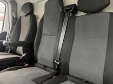 Renault Master 2.3 dCi 35 Business+ Panel Van 4dr Diesel Manual FWD MWB Medium Roof Euro 6 (135 ps) - U1956