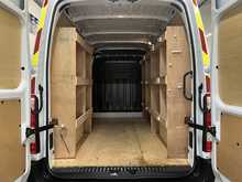 Renault Master 2.3 dCi 35 Business+ Panel Van 4dr Diesel Manual FWD MWB Medium Roof Euro 6 (135 ps) - U1956