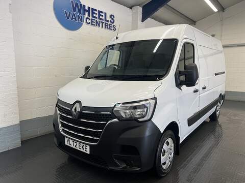 Renault Master Master 2.3 dCi 35 Business+ FWD LWB Medium Roof Euro 6 4dr