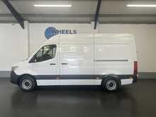 Mercedes-Benz Sprinter 2.0 315 CDI Progressive Panel Van 5dr Diesel Manual RWD L2 H2 Euro 6 (s/s) (150 ps) - U1965